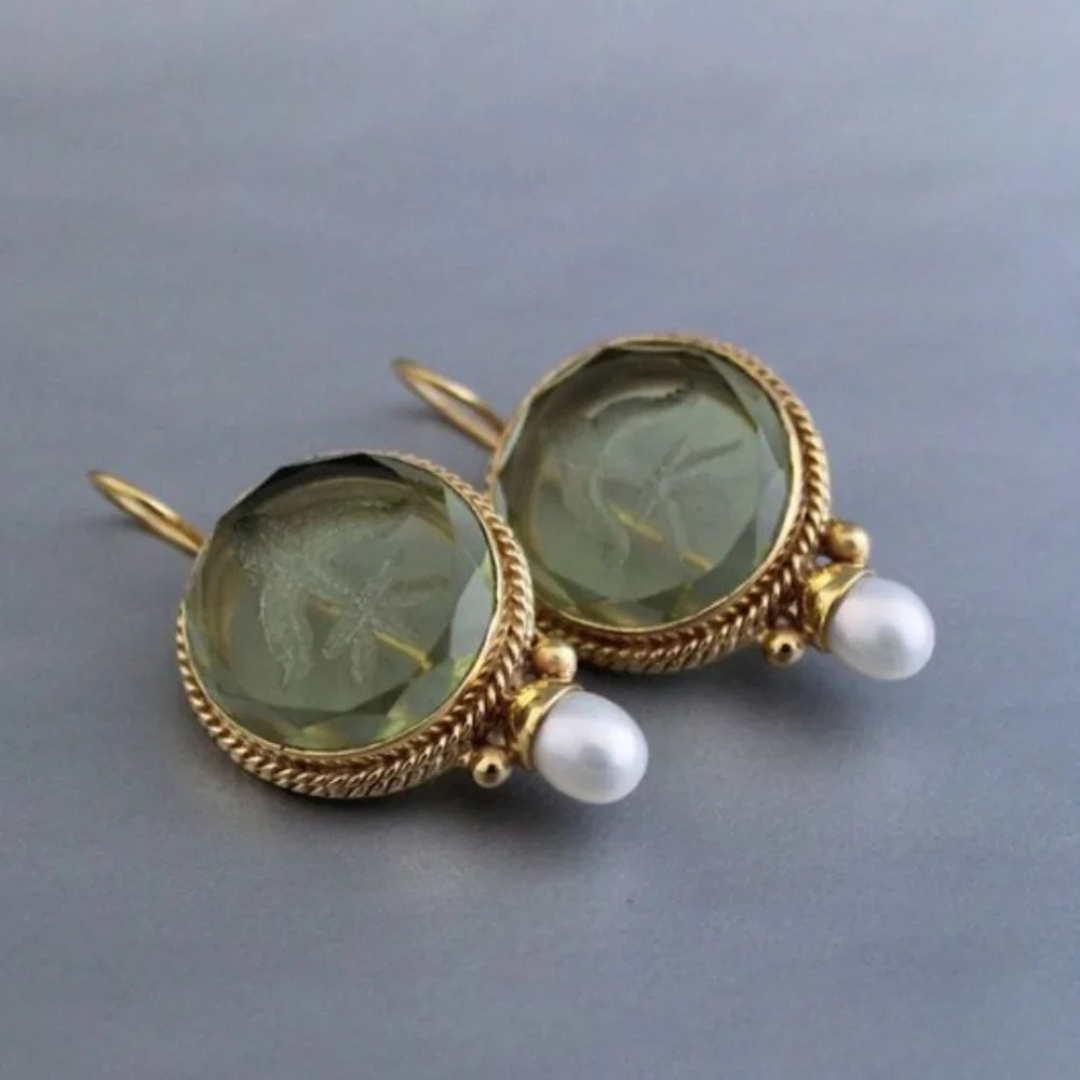 Chic Vintage Green Stone Pearl Earrings