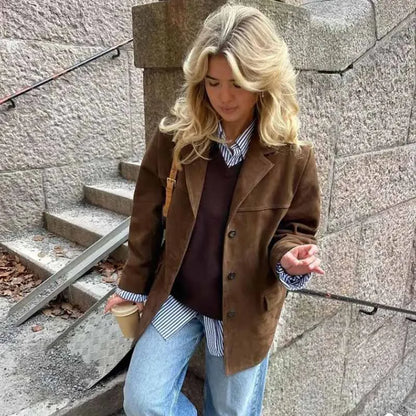 Chic Vintage Suede Blazer for Stylish Occasions