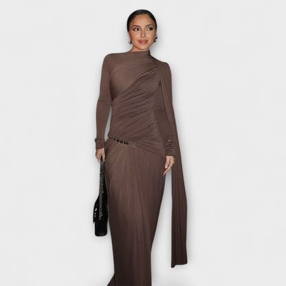 Chic Roll Neck Maxi Dress for Stylish Occasions
