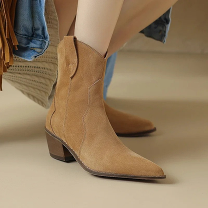 Sadie - Chic Western Ankle Boots for Every Occasion