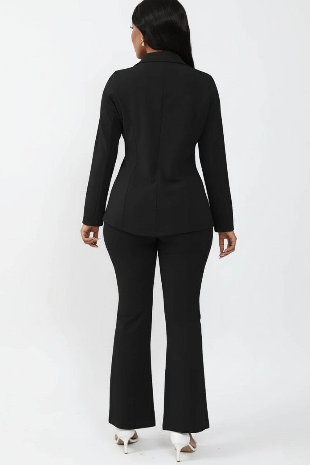 Chic Women's Blazer and Trouser Ensemble
